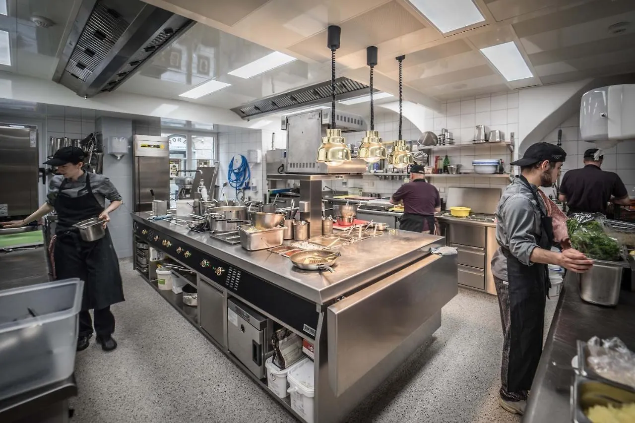 Hotel Goldener Adler, BW Signature Collection İnnsbruck